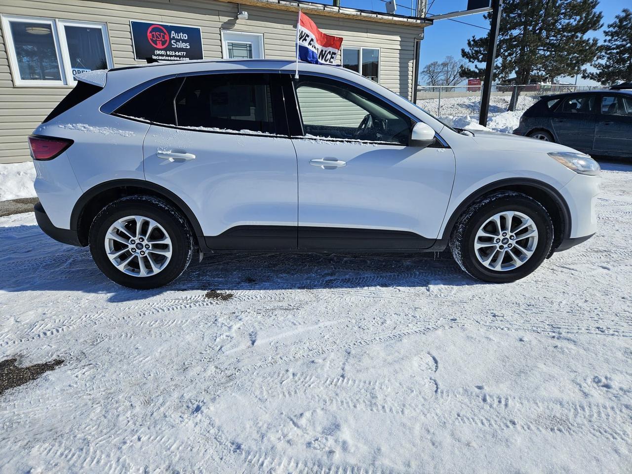 2020 Ford Escape SE Photo