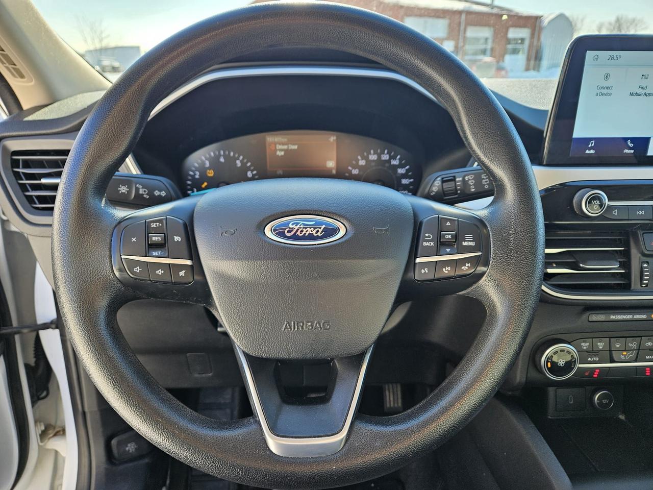2020 Ford Escape SE Photo