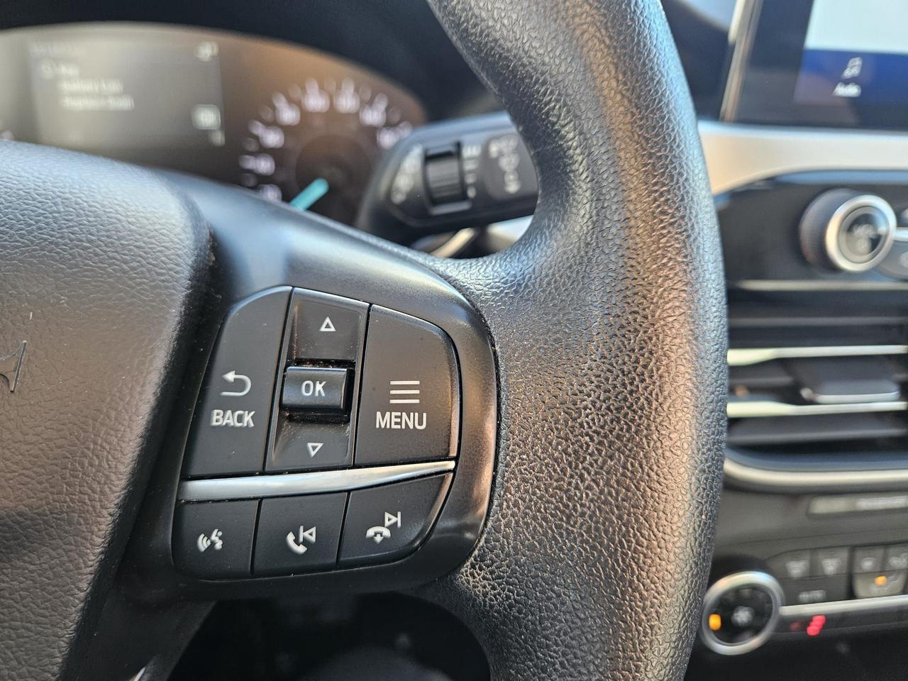 2020 Ford Escape SE Photo