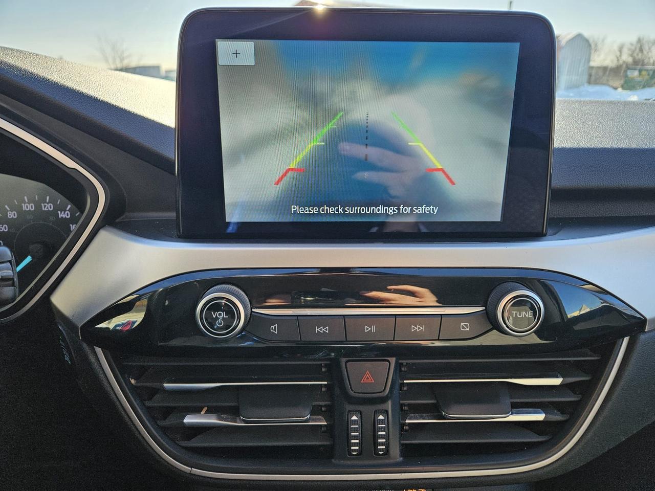 2020 Ford Escape SE Photo