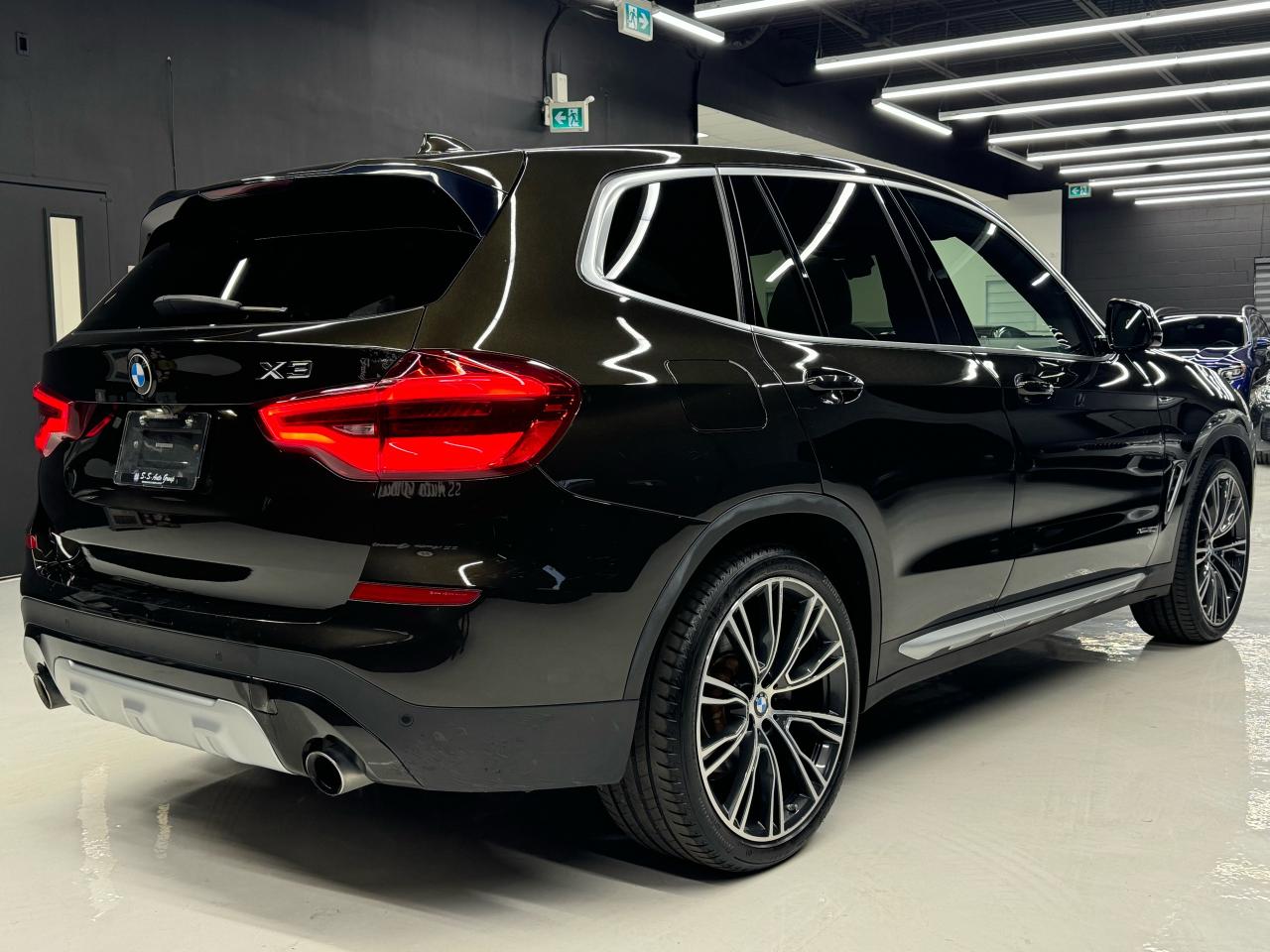 2018 BMW X3 XDRIVE|NAV|BACKUP|BSM|LKA|FCW|AMBIENT LIGHTING| Photo