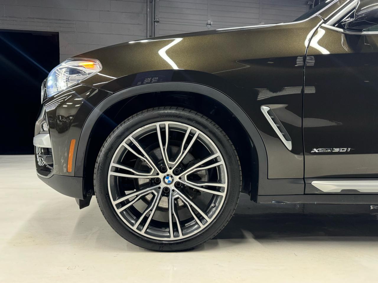 2018 BMW X3 XDRIVE|NAV|BACKUP|BSM|LKA|FCW|AMBIENT LIGHTING| Photo