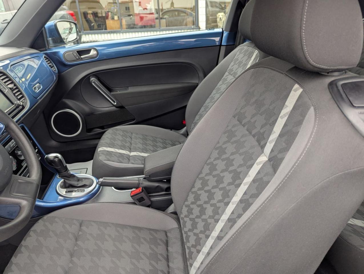 2018 Volkswagen Beetle Trendline WITH NEW TIRES!! Photo