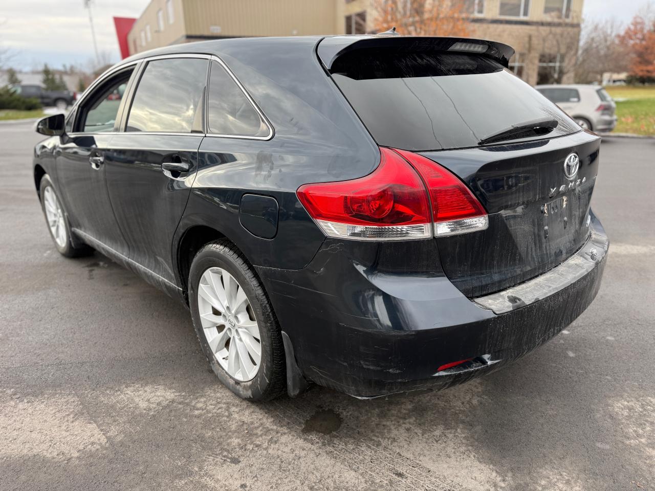 2016 Toyota Venza LOW KM!! AWD, LEATHER, NAV, SUNROOF, LOADED!!! Photo4