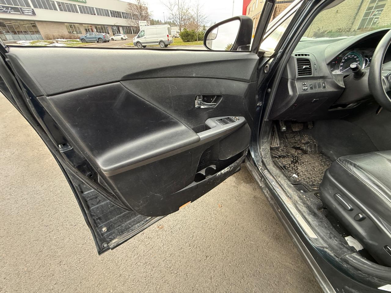 2016 Toyota Venza LOW KM!! AWD, LEATHER, NAV, SUNROOF, LOADED!!! Photo41