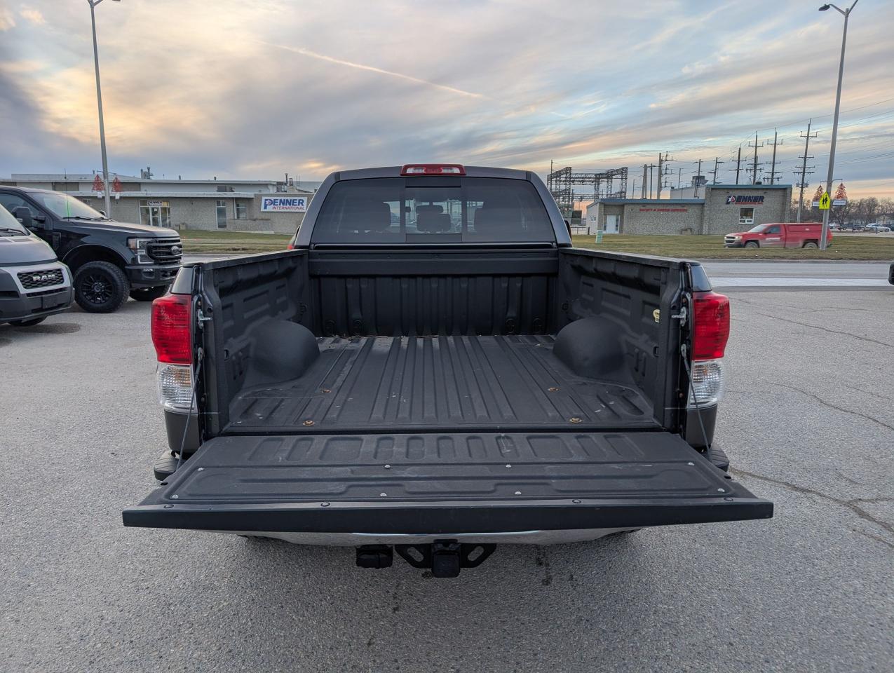2012 Toyota Tundra SR5 | Power driver seat | Bluetooth - Photo #6