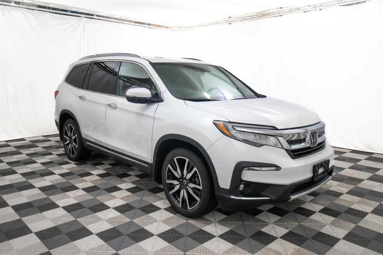 2022 Honda Pilot Touring 8-Passenger AWD Photo4
