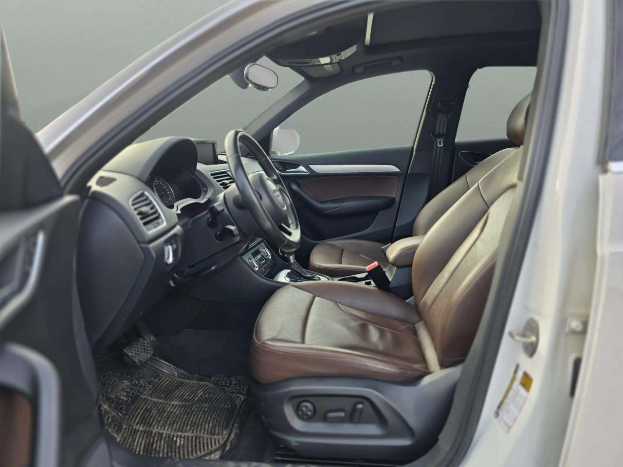 2015 Audi Q3 FrontTrak 4dr 2.0T Progressiv - Photo #10