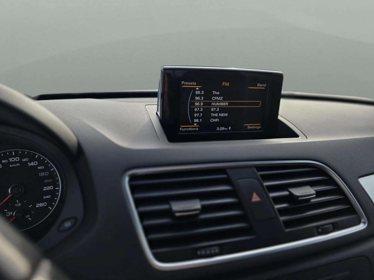 2015 Audi Q3 FrontTrak 4dr 2.0T Progressiv - Photo #14