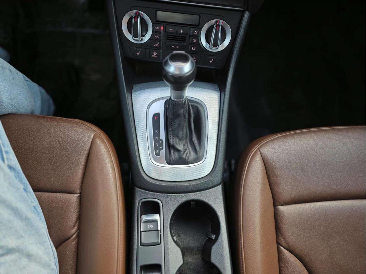 2015 Audi Q3 FrontTrak 4dr 2.0T Progressiv - Photo #17