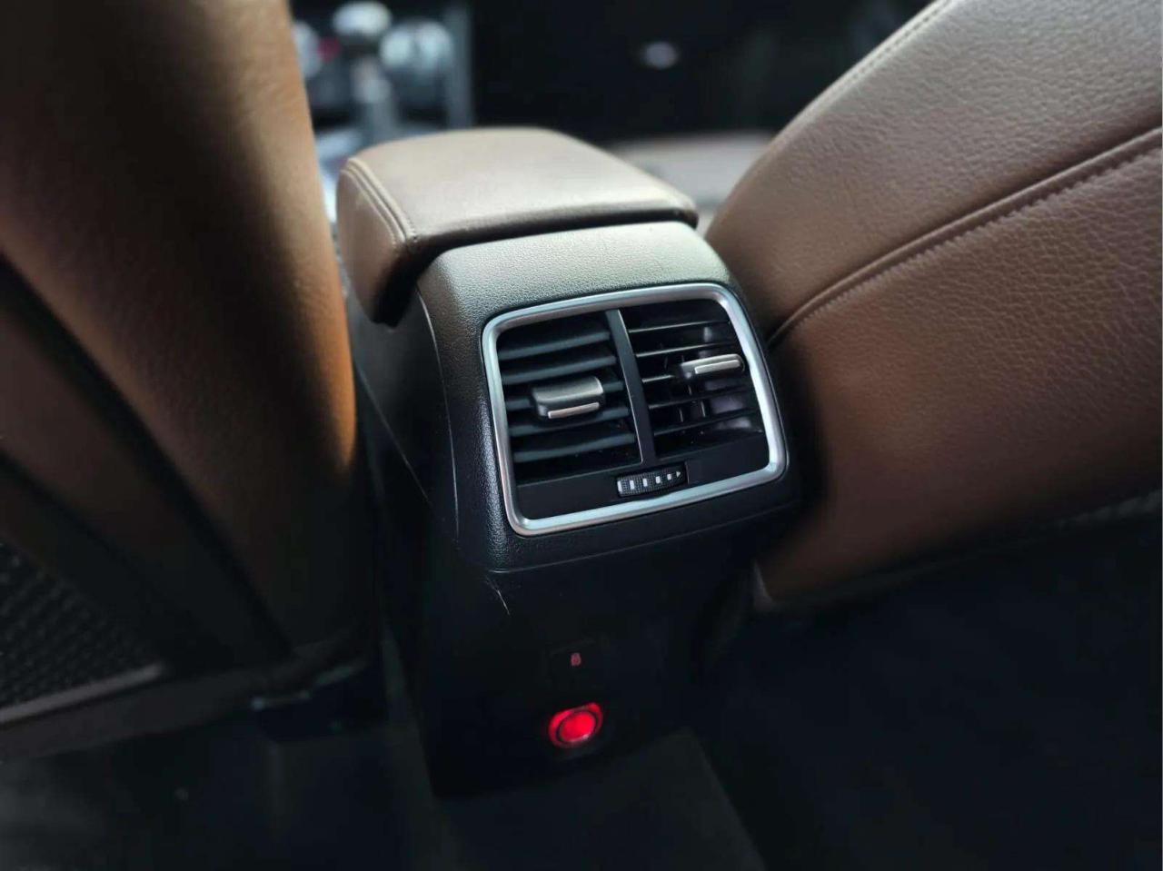 2015 Audi Q3 FrontTrak 4dr 2.0T Progressiv - Photo #19