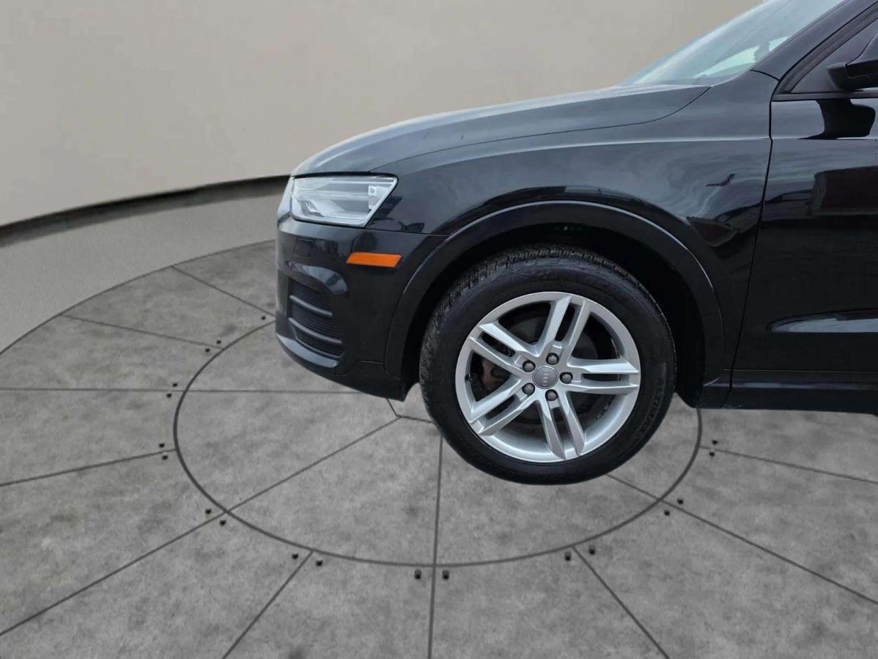 2016 Audi Q3 quattro 4dr 2.0T Komfort - Photo #9