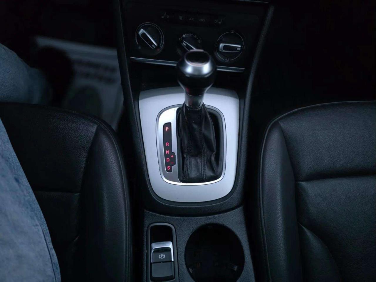 2016 Audi Q3 quattro 4dr 2.0T Komfort - Photo #17