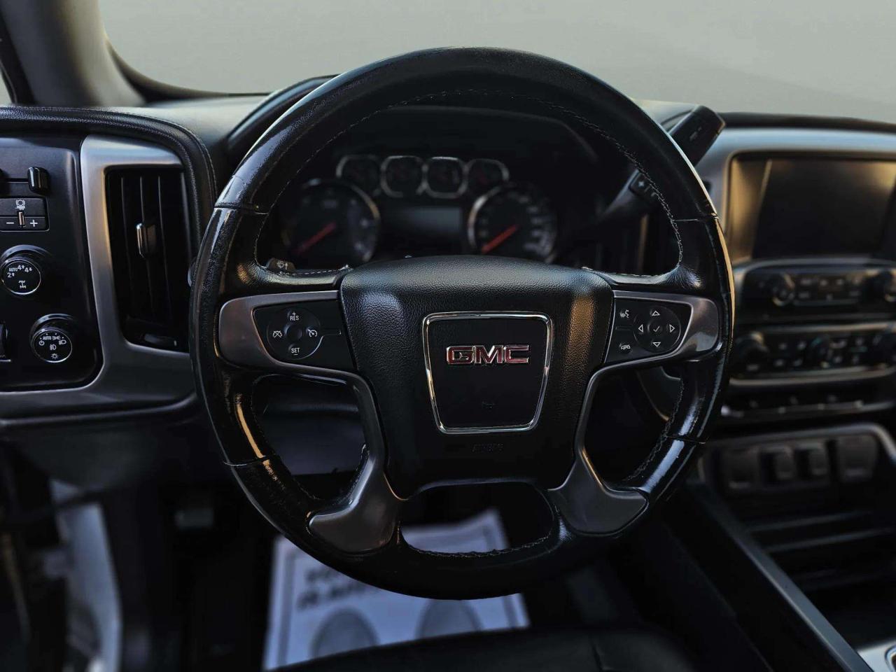 2017 GMC Sierra 1500 4WD Crew Cab 153.0" SLT - Photo #11