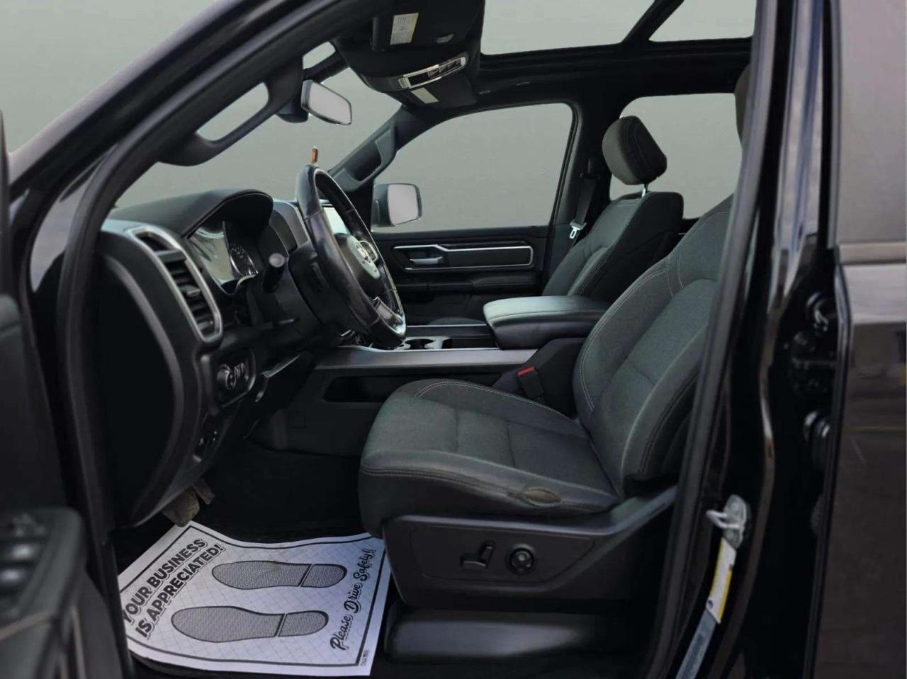 2019 RAM 1500 Big Horn 4x4 Crew Cab 5'7" Box - Photo #10