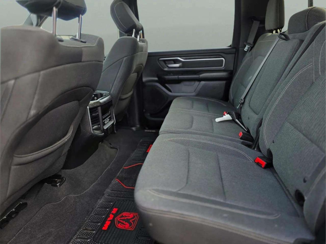 2019 RAM 1500 Big Horn 4x4 Crew Cab 5'7" Box - Photo #18