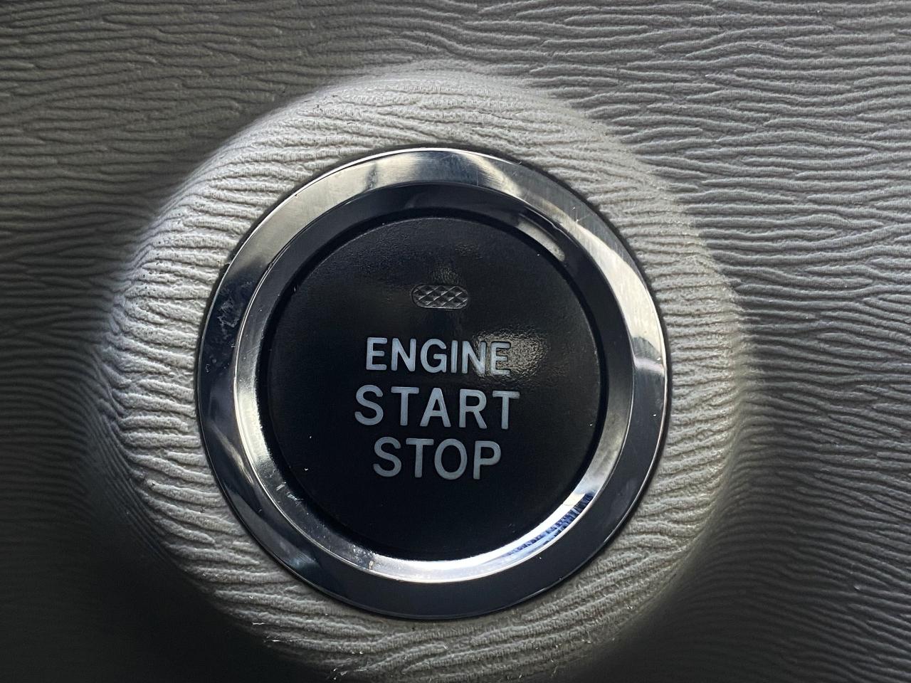 2011 Toyota Venza V6-AWD-LEATHER-PANO  SUNROOF-CAMERA-1 OWNER Photo