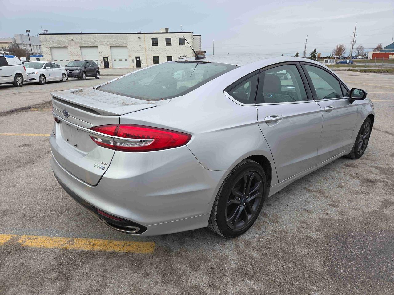 2018 Ford Fusion SE Photo