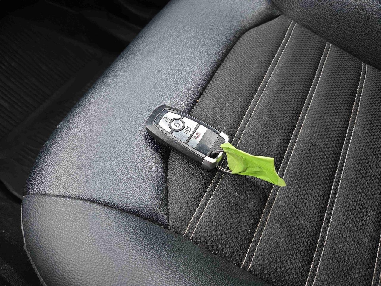 2018 Ford Fusion SE Photo