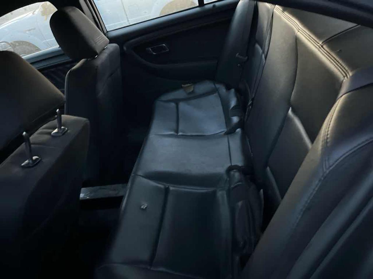 2017 Ford Taurus Police Inte Photo