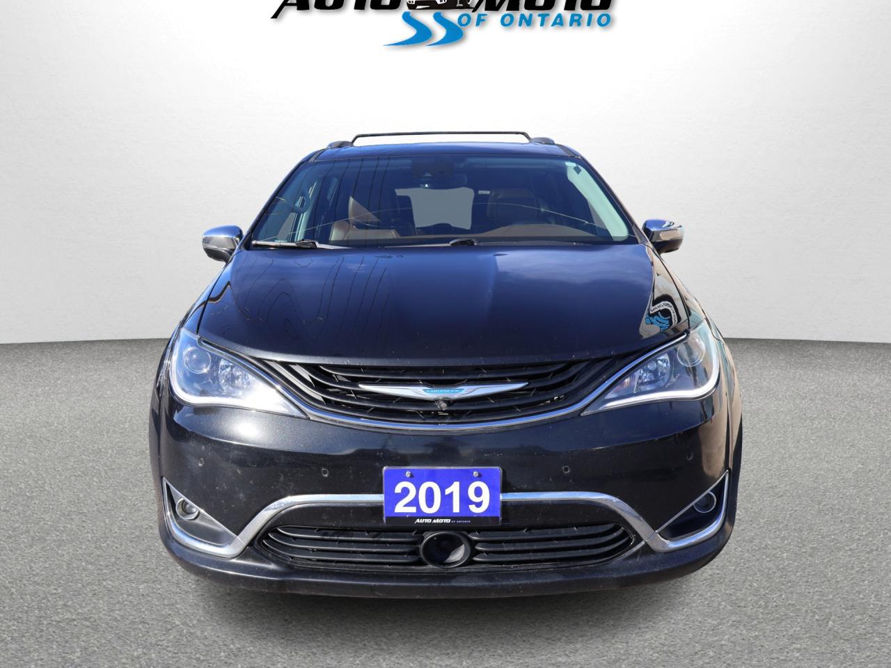 2019 Chrysler Pacifica Hybrid V6 LIMITED HYBRID CERTIFIED *ACCIDENT FREE*CHRYSLER MAINTAIN*7 SEATS* NAVI 360 CAMERA DVD P.ROOF HEAT/COOL LEATHER P,SENSORS - Photo #2
