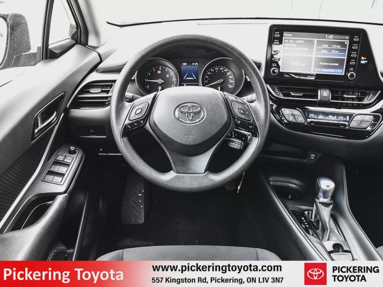 2022 Toyota C-HR LE Photo