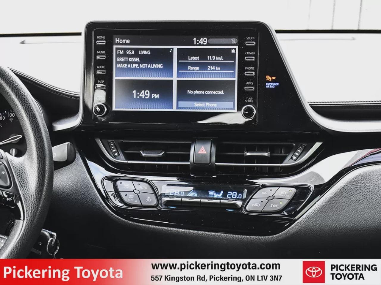 2022 Toyota C-HR LE Photo