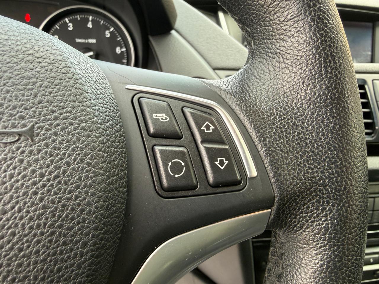 2013 BMW X1 28i Photo