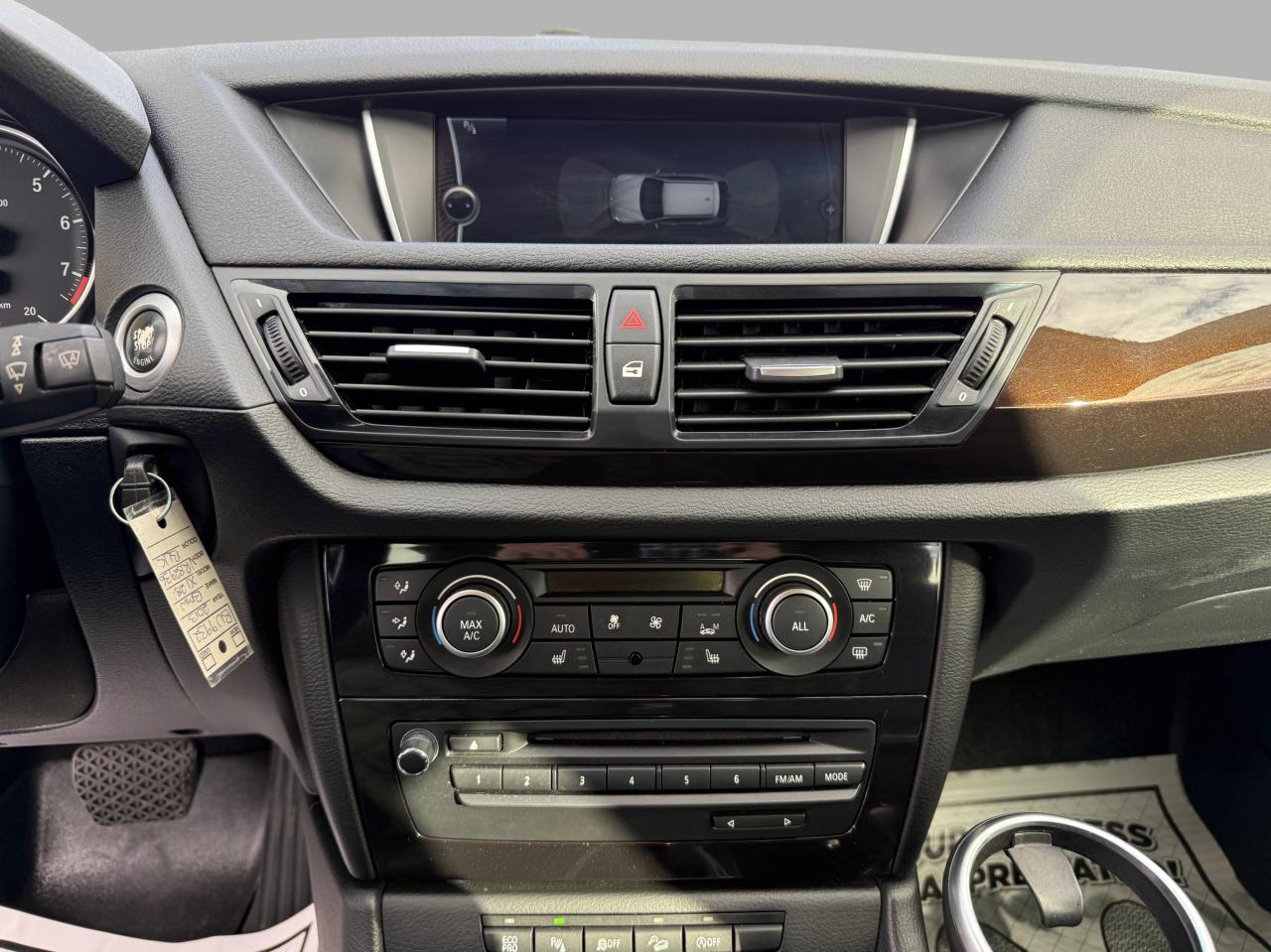 2013 BMW X1 28i Photo