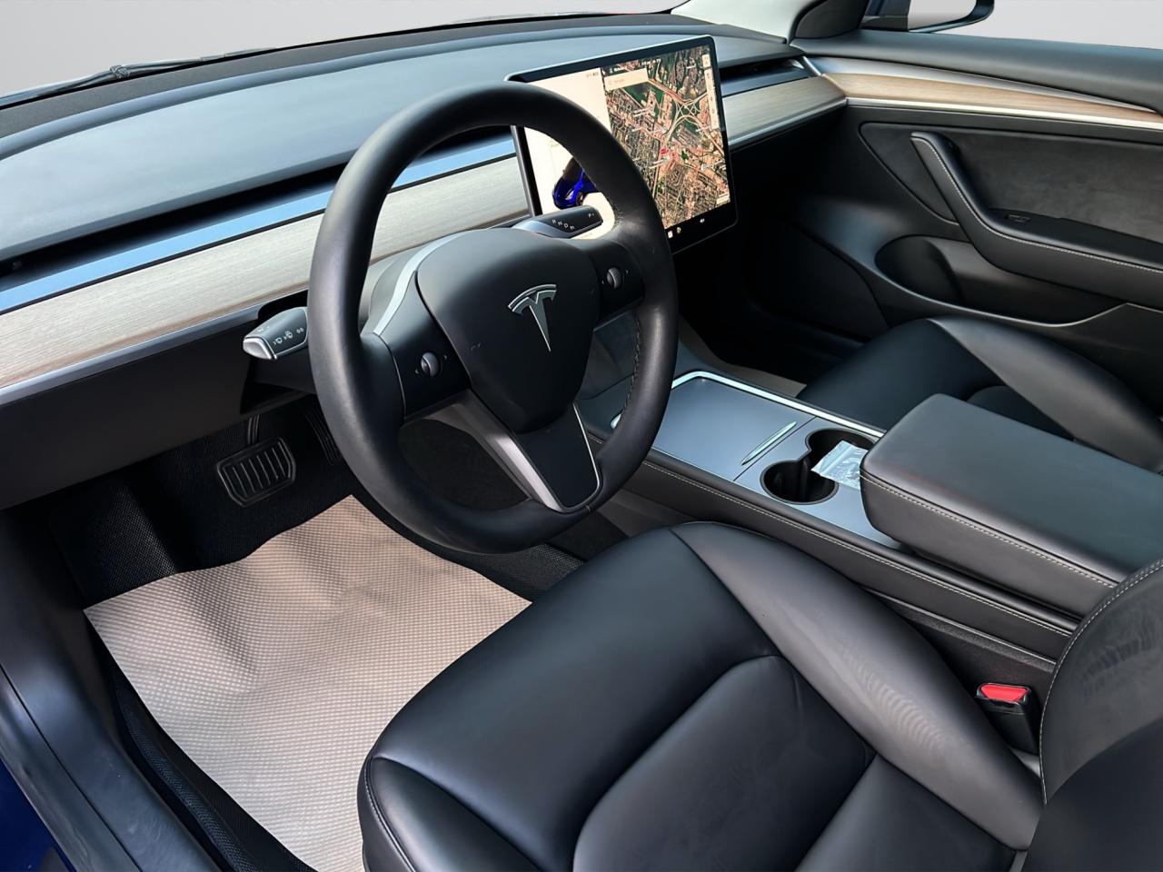 2022 Tesla Model 3 Navigation System - Reverse Camera !! Photo