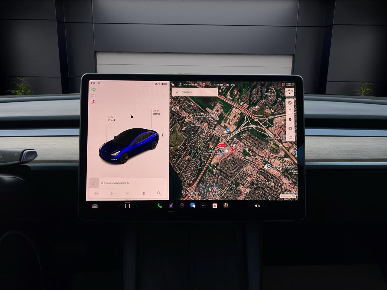 2022 Tesla Model 3 Navigation System - Reverse Camera !! Photo