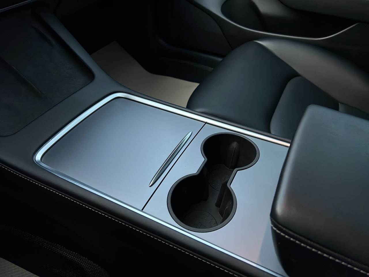 2022 Tesla Model 3 Navigation System - Reverse Camera !! Photo