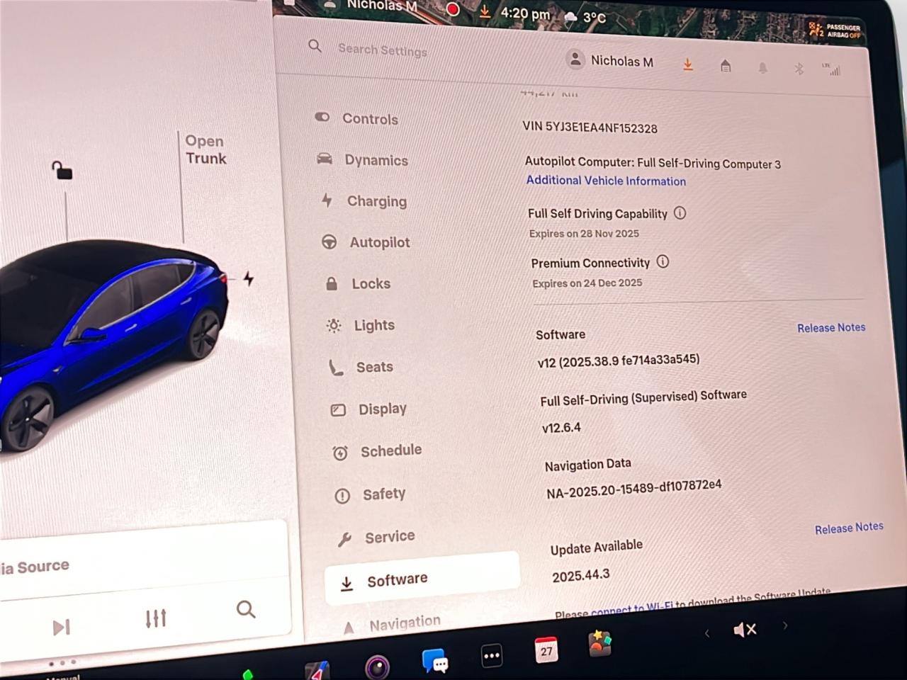 2022 Tesla Model 3 Navigation System - Reverse Camera !! Photo