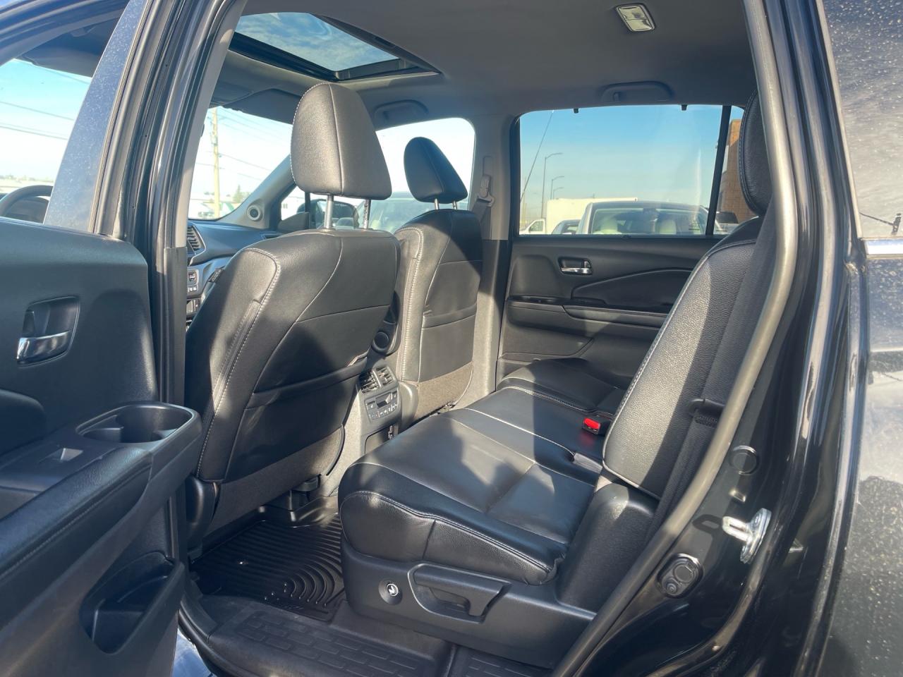 2021 Honda Pilot EX-L Navi AWD - Photo #8