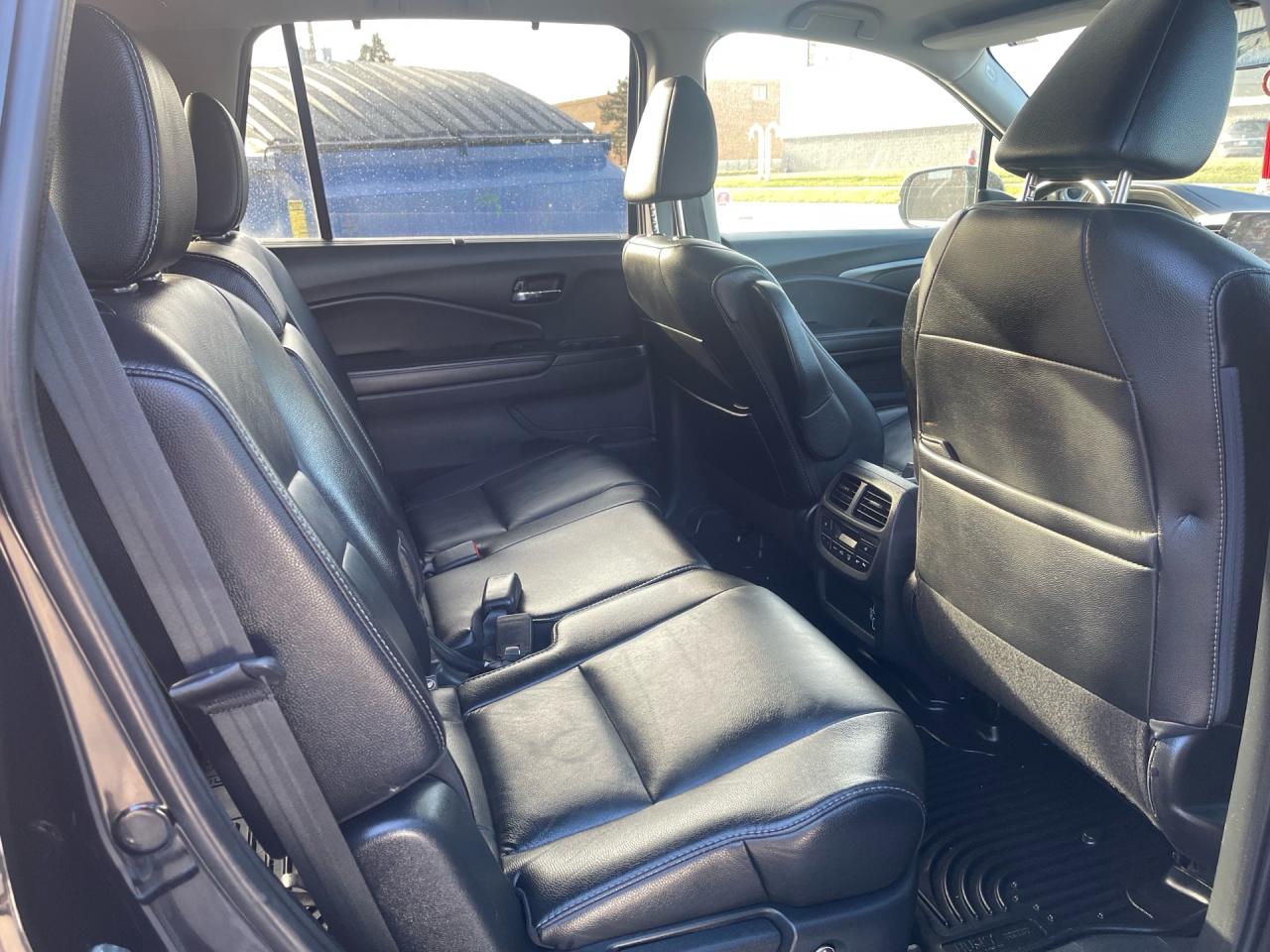 2021 Honda Pilot EX-L Navi AWD - Photo #9