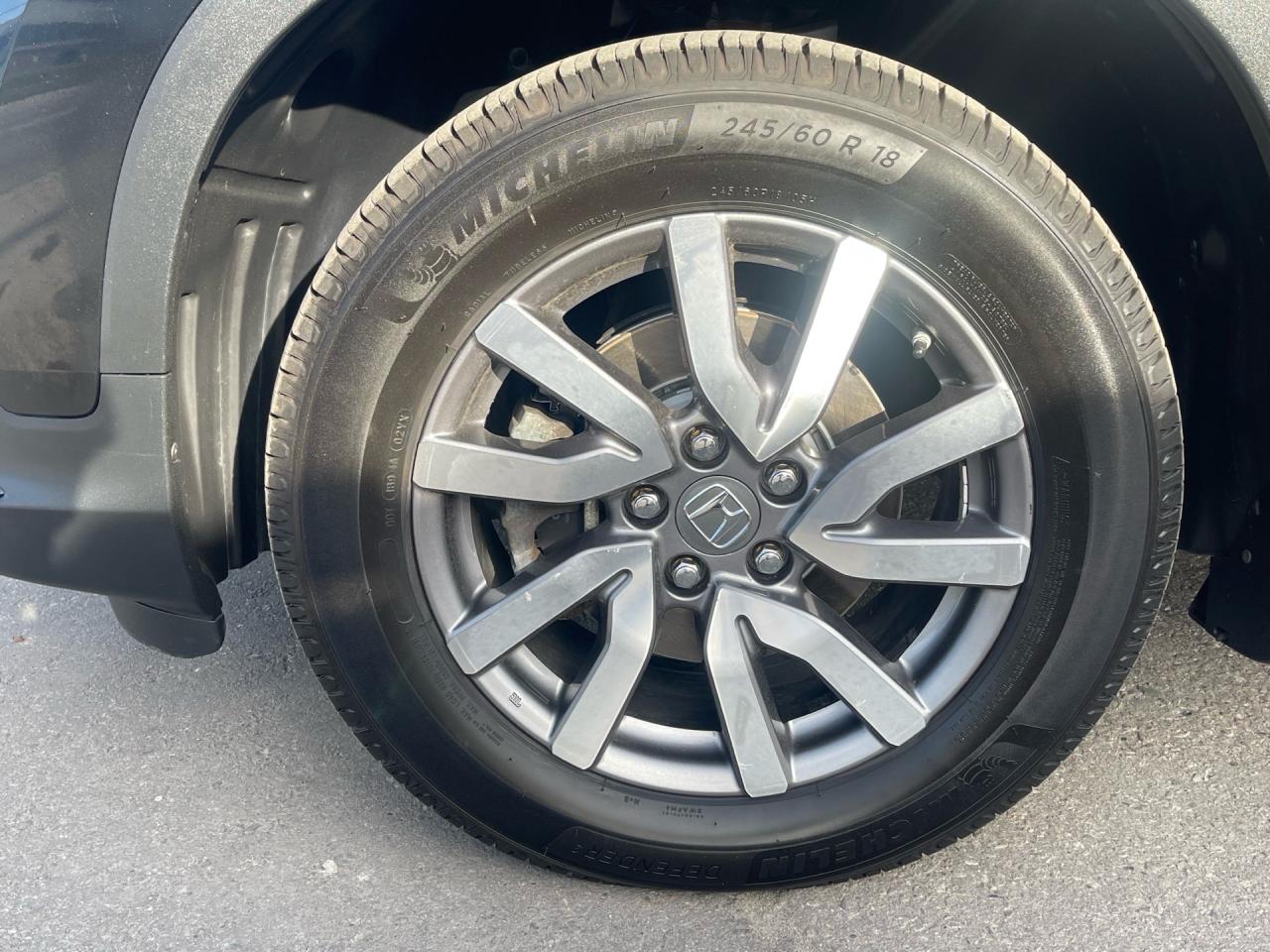 2021 Honda Pilot EX-L Navi AWD - Photo #23