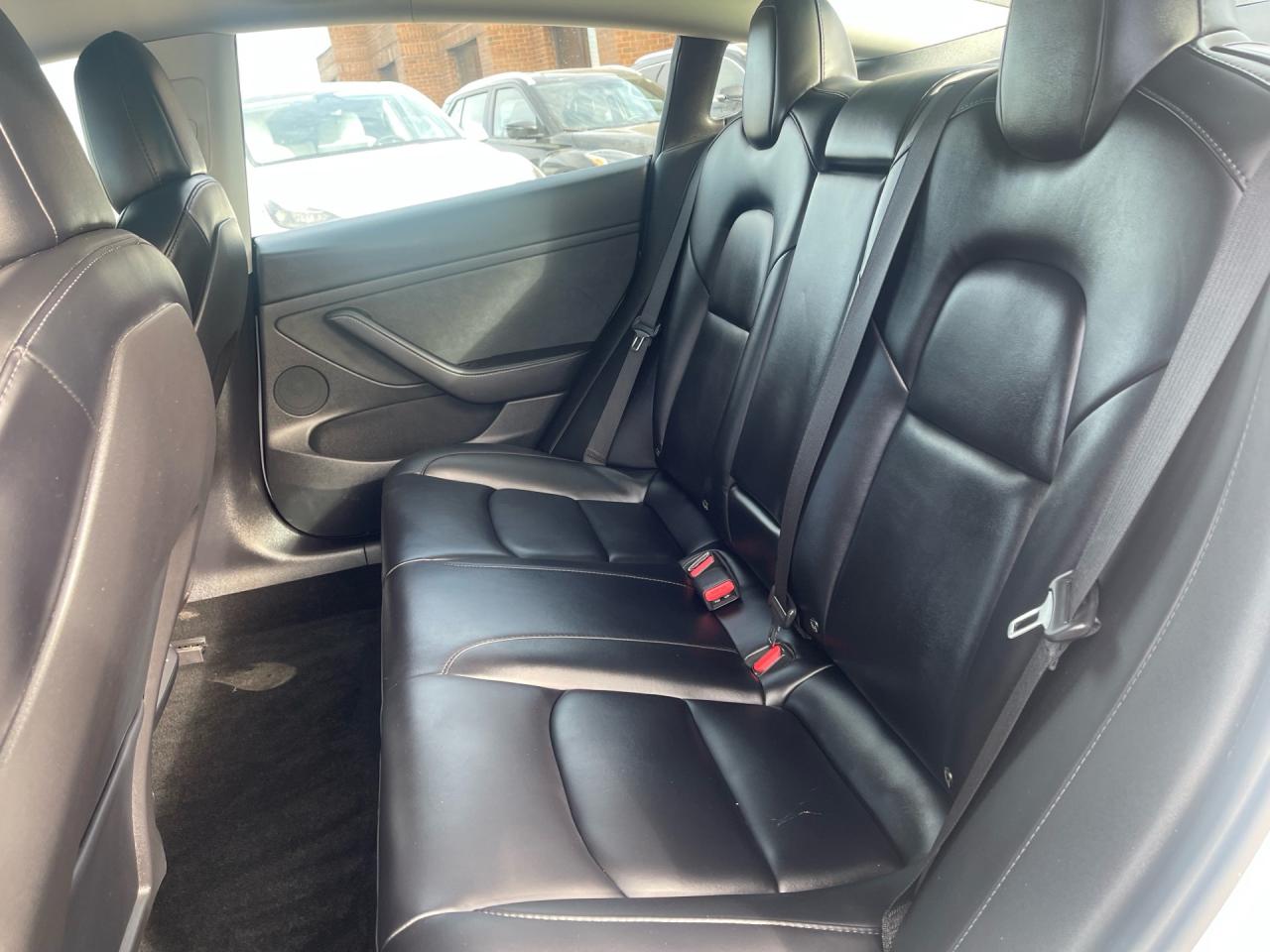 2022 Tesla Model 3 RWD - Photo #8