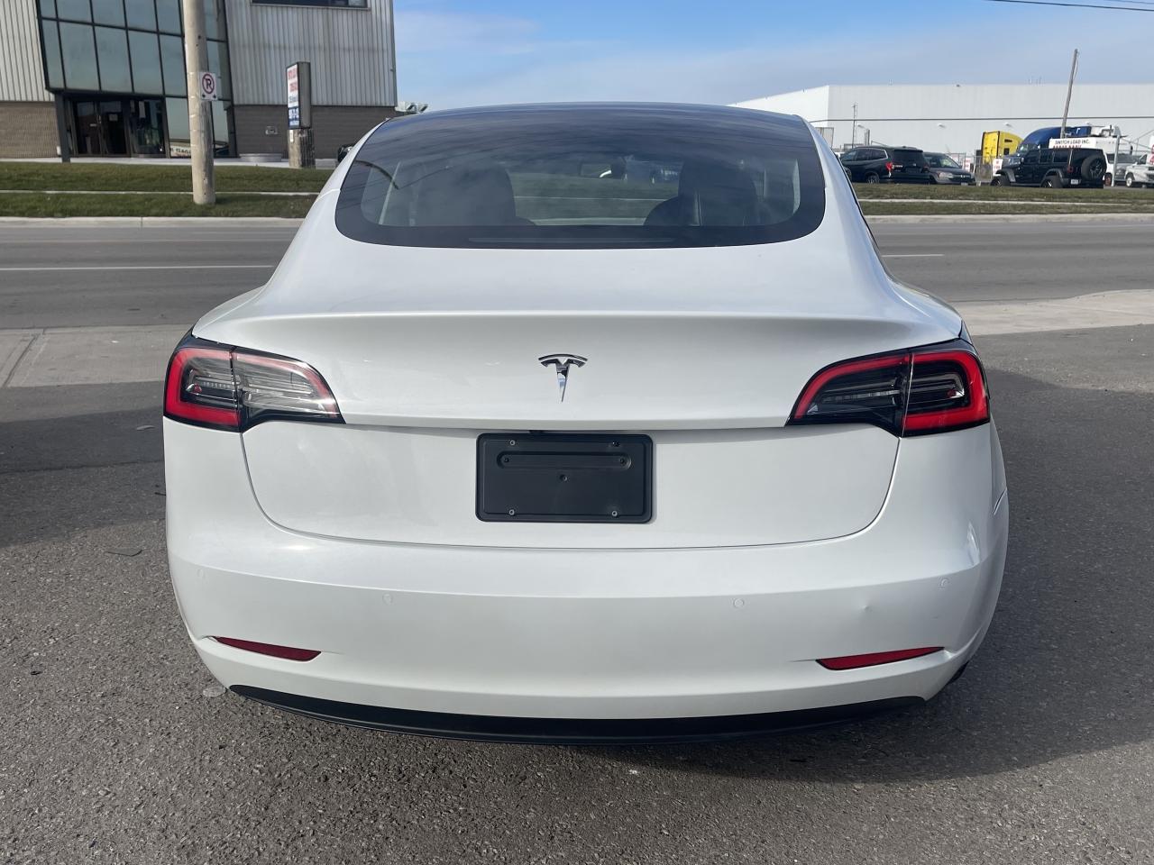 2022 Tesla Model 3 RWD - Photo #5