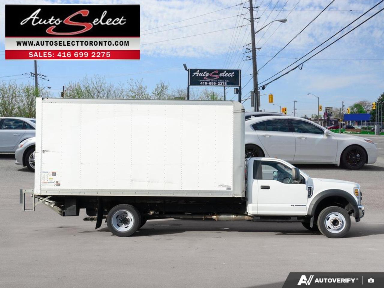 2019 Ford F-550 Chassis XL Superduty - Box and Lift - 6.7L V8 Diesel Photo2