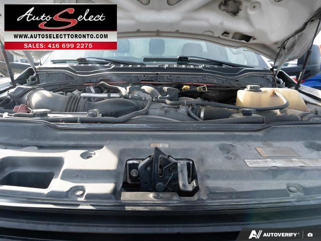 2019 Ford F-550 Chassis XL Superduty - Box and Lift - 6.7L V8 Diesel Photo