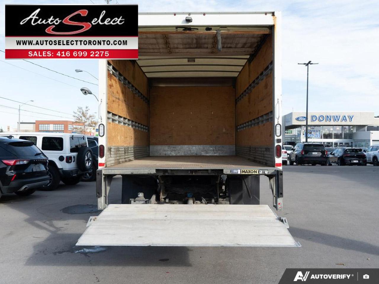 2019 Ford F-550 Chassis XL Superduty - Box and Lift - 6.7L V8 Diesel Photo