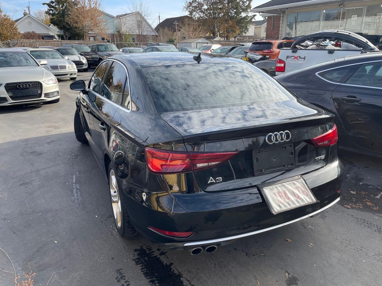 2017 Audi A3 2.0T Komfort *1 OWNER, HEATED SEATS, SUNROOF* Photo