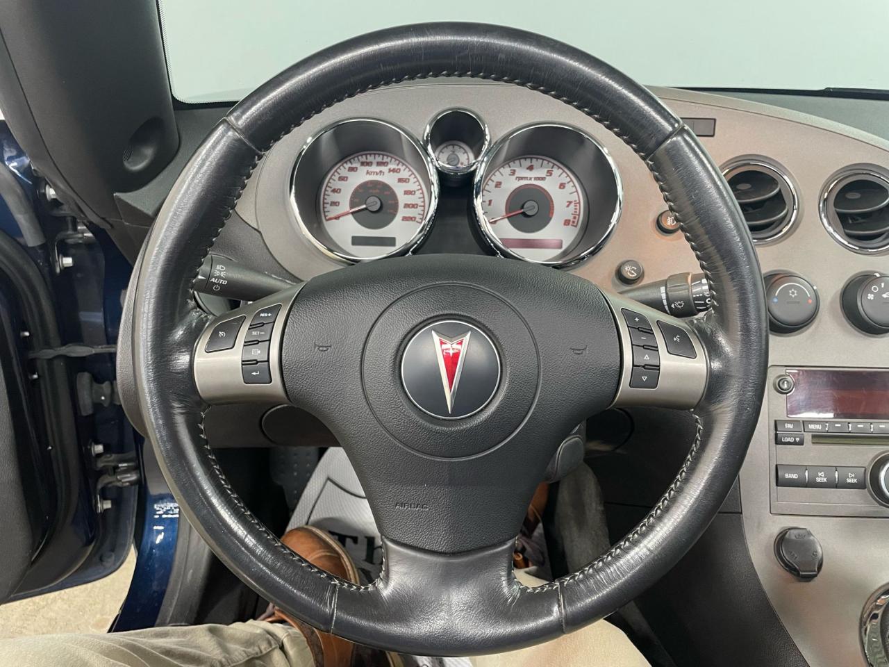 2006 Pontiac Solstice 2DR CONVERTIBLE CPE | ONE OWNER | LOW KMS