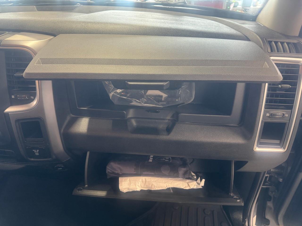 2023 RAM 1500 SLT Photo