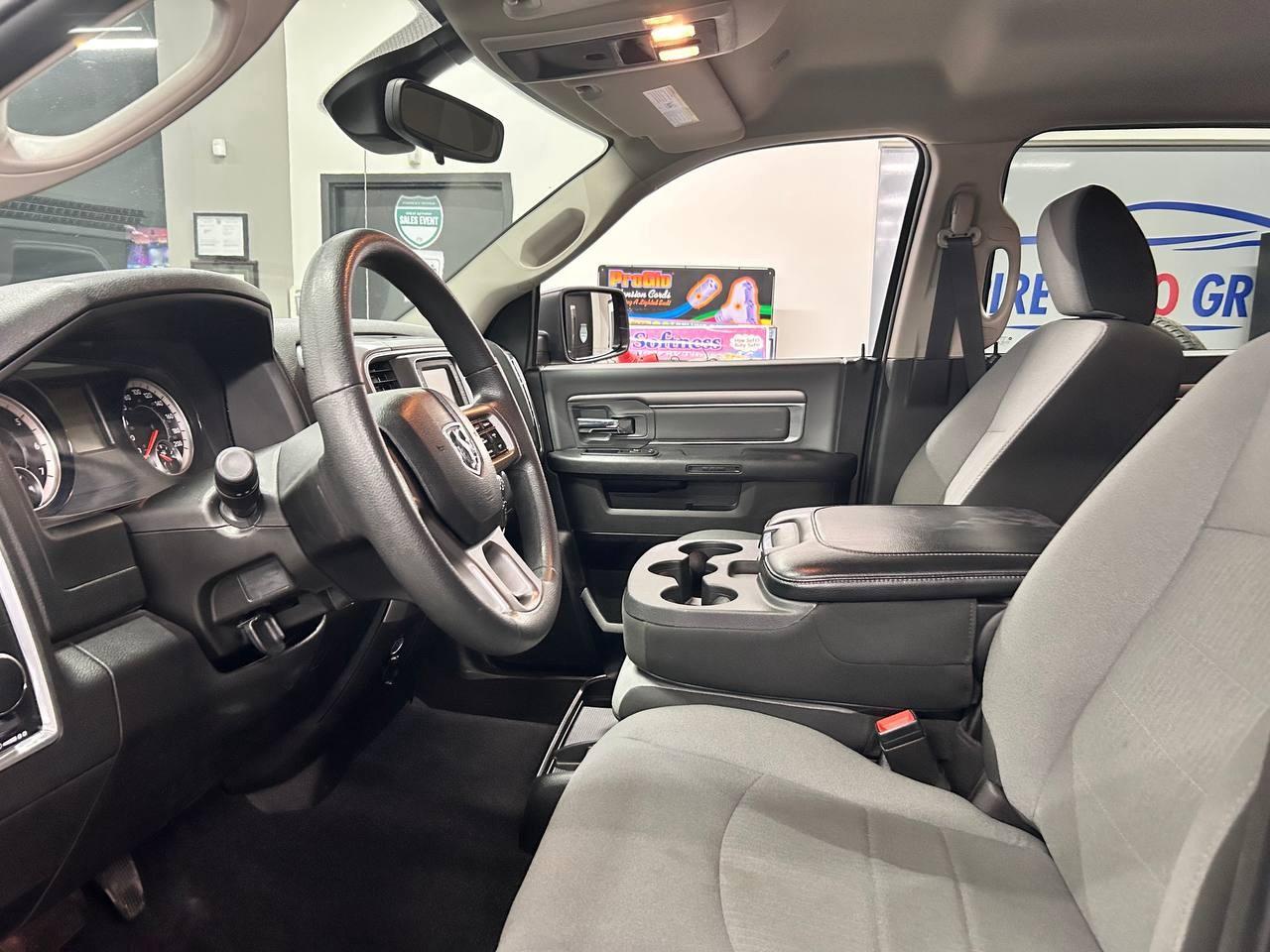 2023 RAM 1500 SLT Photo