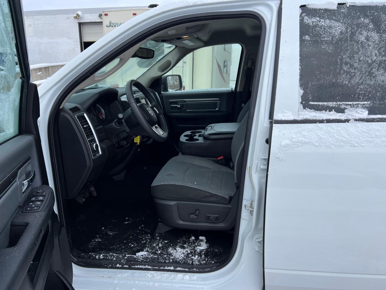 2023 RAM 1500 SLT Photo