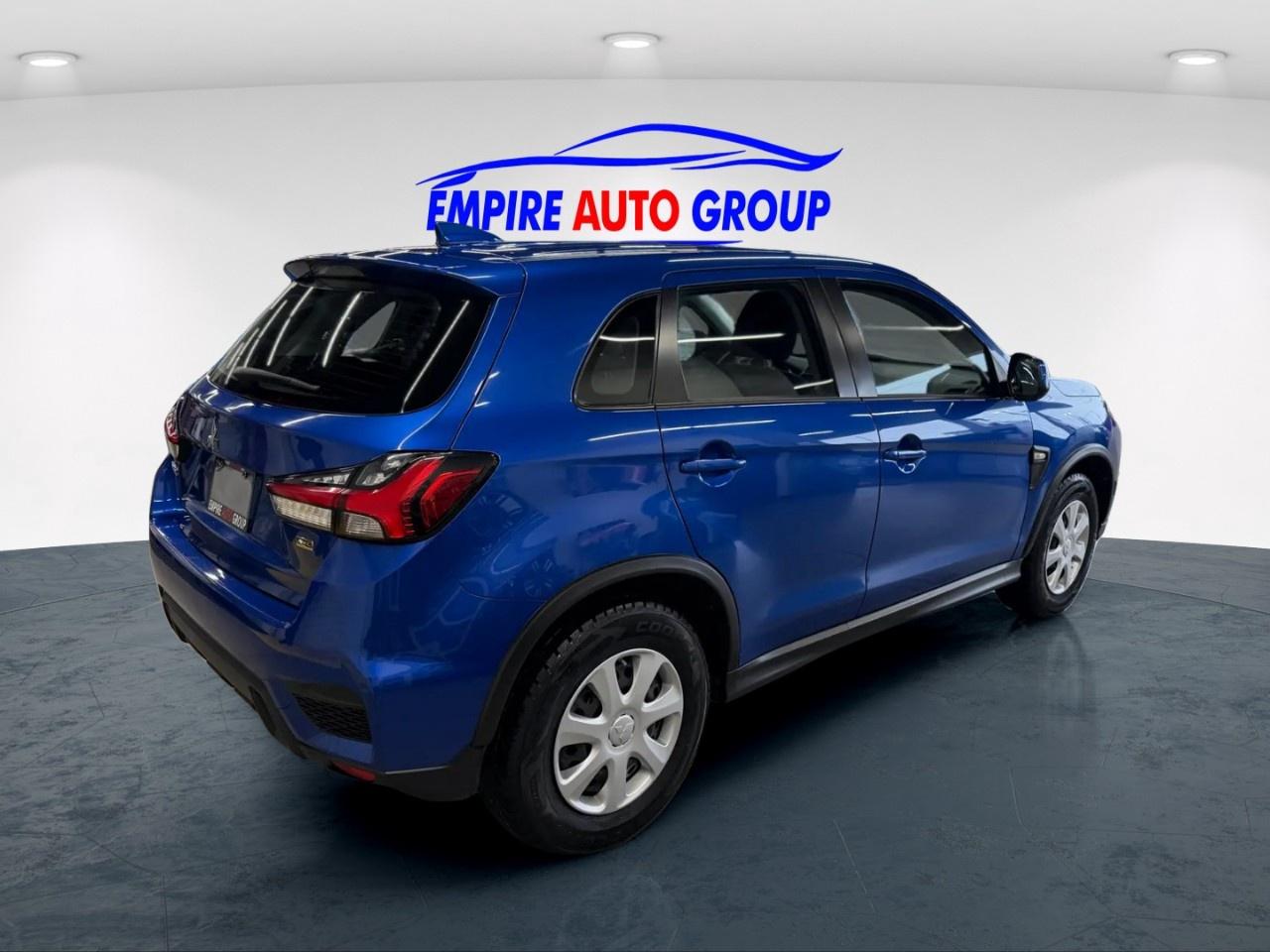 2023 Mitsubishi RVR SE Photo