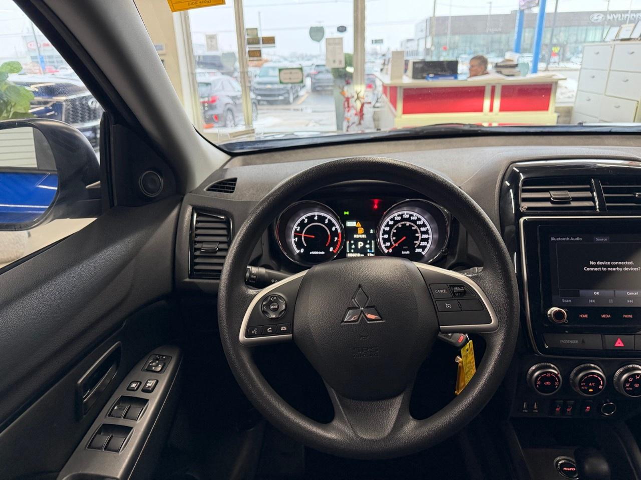 2023 Mitsubishi RVR SE Photo