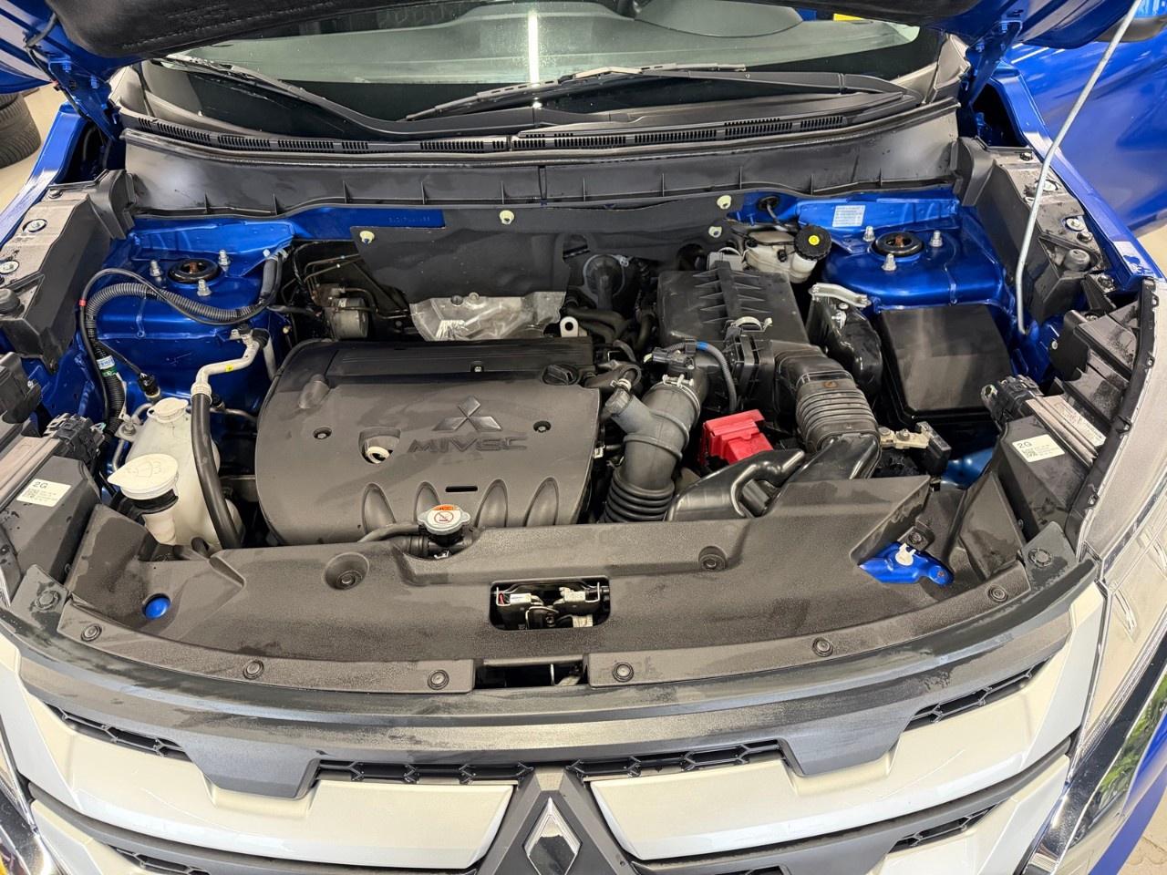 2023 Mitsubishi RVR SE Photo