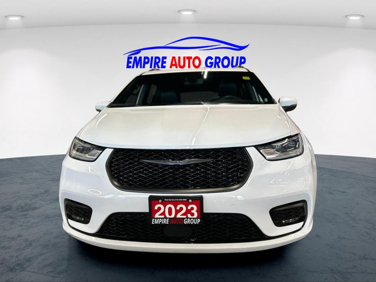 2023 Chrysler Pacifica Touring L Photo